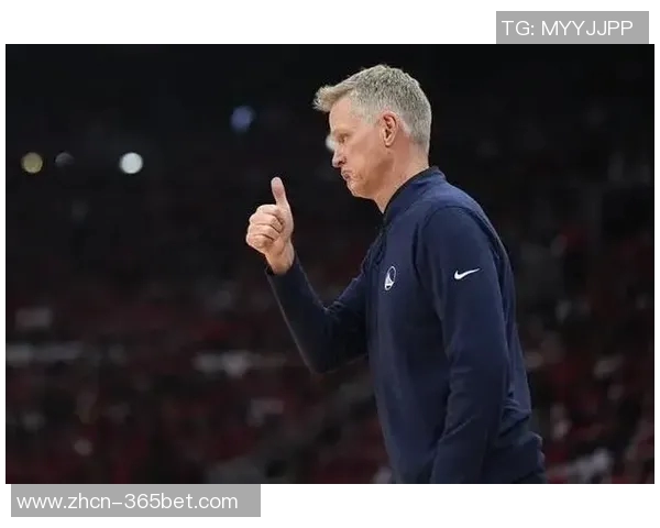 明天对阵开拓者科尔表示全员出战老将上场时间将略高于首场比赛 明天对阵开拓者科尔表示全员出战老将上场时间将略高于首场比赛