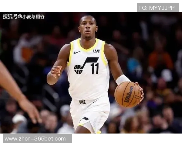 太阳队续约瑞安邓恩第三年球队选项上季场均69分36篮板表现稳定