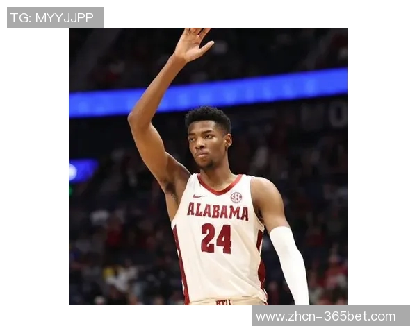 黄蜂队宣布布兰登米勒因左肩受伤将缺席本场比赛的后续时间