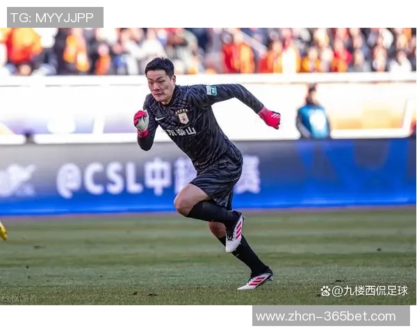 前中超门将王年转型短剧演员月薪3000偶像王大雷成新目标 前中超门将王年转型短剧演员月薪3000偶像王大雷成新目标